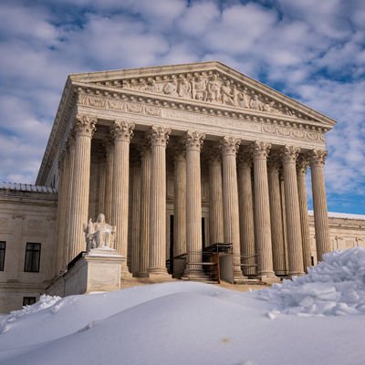 Seçilmiş Meşruiyet ile Kurumsal Meşruiyet Arasında Gümrük Tarifelerinde Yetki Krizi
