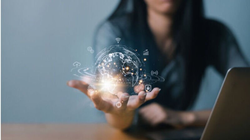 Teknoloji Dünyasında Kadın