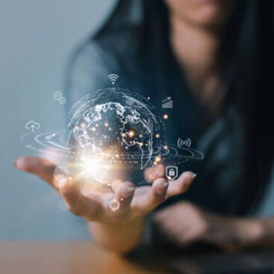 Teknoloji Dünyasında Kadın