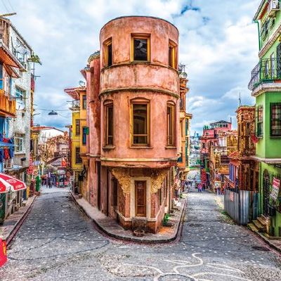 Turizmde İran Gölgesi: Sınır Kapıları Kapandı, Rezervasyonlar Açığa Alındı