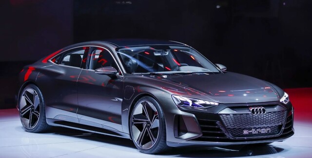 Türkiye'de pazar payı en çok artan ve düşen otomobiller