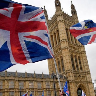 İngiltere’de Genç İstihdamında Yapısal Kriz Derinleşiyor