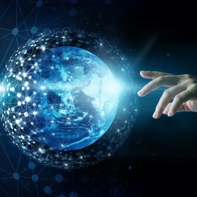 Yeni Çağın Kıt Kaynağı Teknoloji Değil, Yetkin İnsan