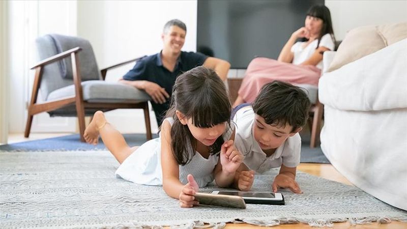 Sanayi Çağının Eğitim Sistemi Çökerken: Ebeveynin Yeni Rolü