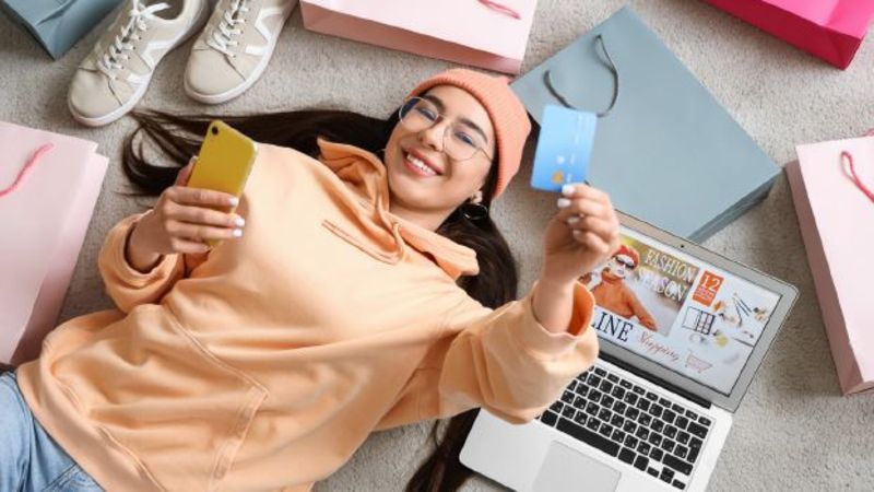 Yeni Tüketiciyi Anlamak: Değerlerin Dönüşümü ve Demografinin Gücü