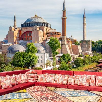 Turizmde Bekle-Gör Dönemi: Şehir Otelleri Alarm Veriyor