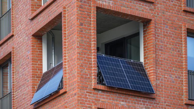 Balkonlarda Çiçek Yerine Güneş Enerjisi