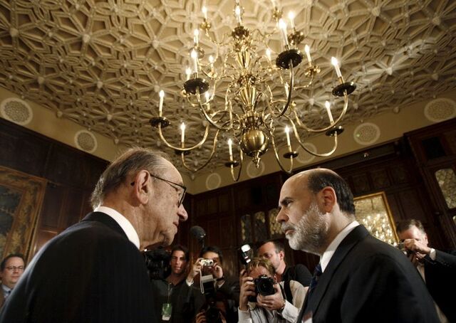 Alan Greenspan'in en çok eleştirilen kararları