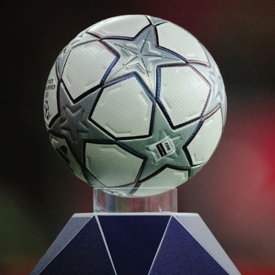 Avrupa Futbolunun 2,5 Milyar Euroluk Para Makinesi