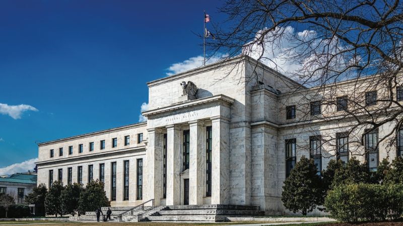 Fed Faizi Sabit Tutuyor, Piyasa Artırıyor