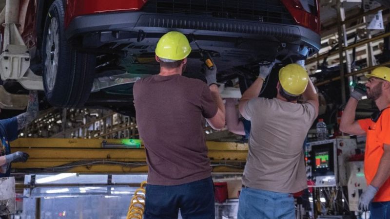 Elektrikli Araç Satışları Yavaşlarken Hibrit Otomobiller Yeniden Gözde Oldu