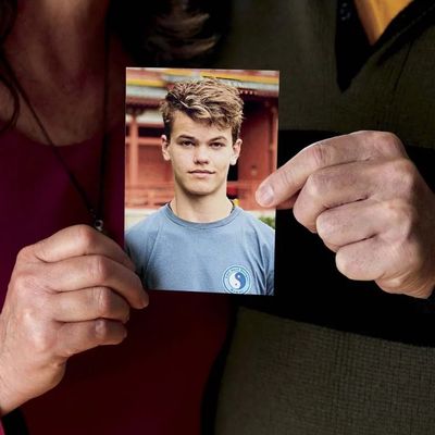 TikTok Milyonlarca Kullanıcıdan Bir Güvenlik Özelliğini Esirgedi. İçlerinden Biri İntihar Etti