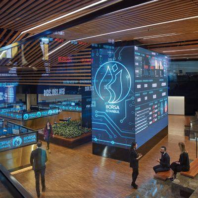 Hisselerin Yarısı Defter Değerinin Altında İşlem Görüyor