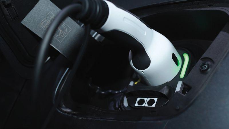 Yapay Zekâ ile Otomotivde Elektrikli Mobilite: Gelecek ve Ekonomik Boyut