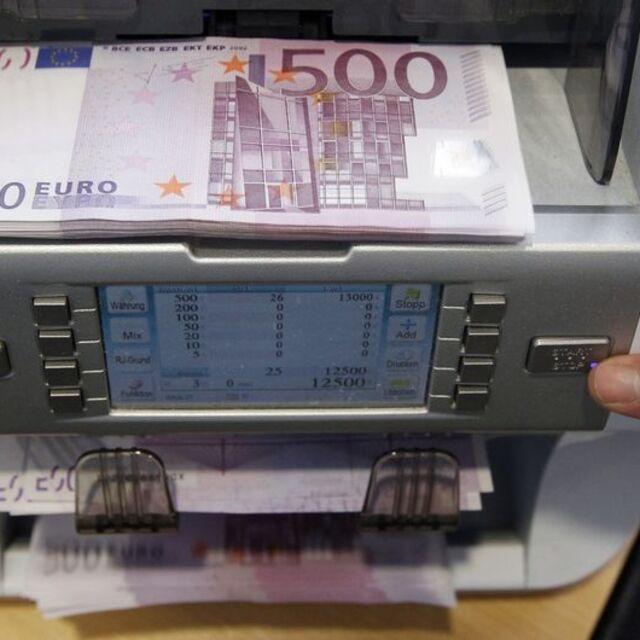 Serbest ve bankalararası piyasada döviz - 14 yıl önce