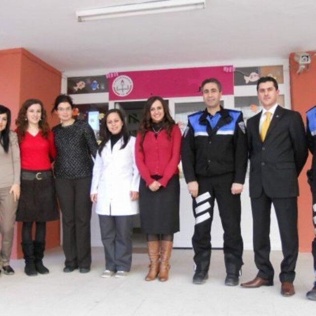 40 bin öğretmen 30 bin polis geliyor - 14 yıl önce