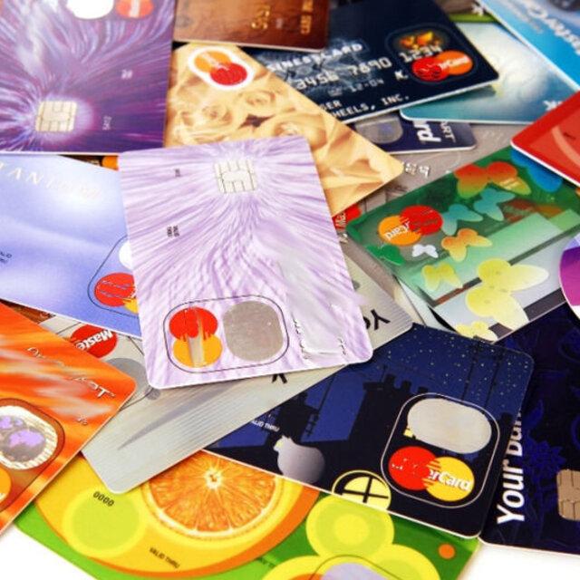 Banka kartları ile alışveriş 8 milyar TL'yi aştı - 14 yıl önce