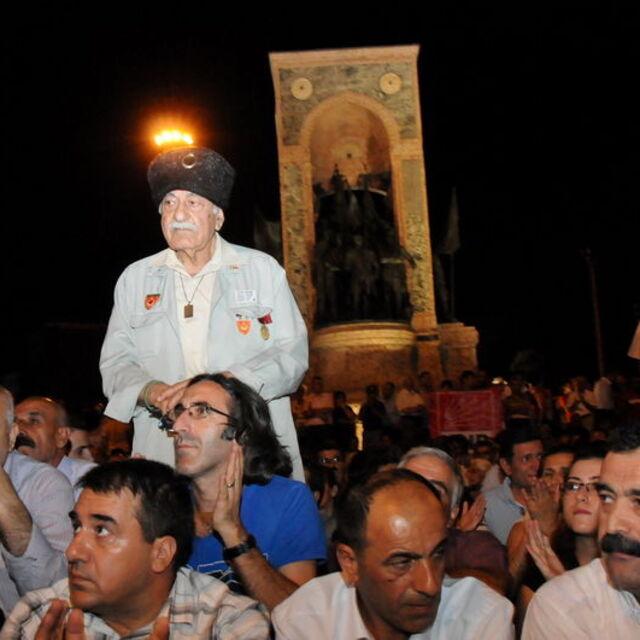 Aygün için oturdular - 14 yıl önce