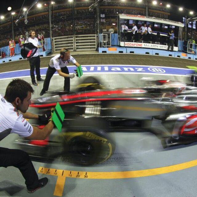 Hamilton Mercedes ile anlaştı - 14 yıl önce