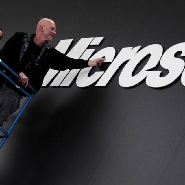 PC piyasasındaki zayıflık Microsoft ve AMD'yi vurdu - 13 yıl önce
