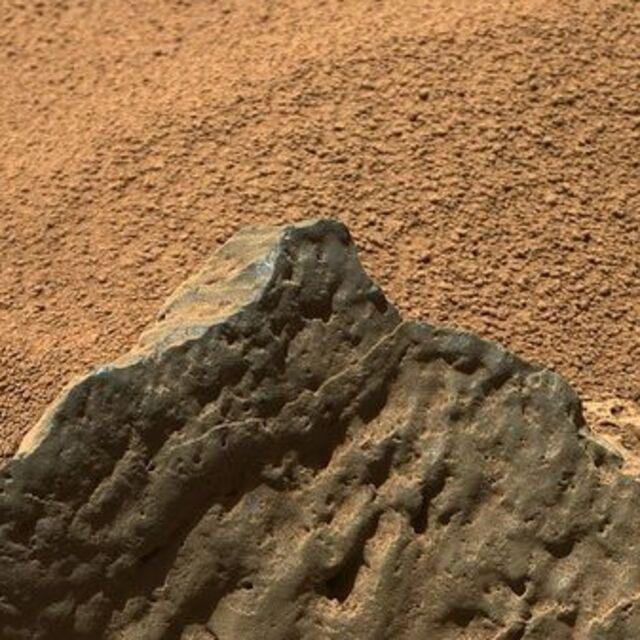 Mars'ta volkanik patlama izleri - 13 yıl önce