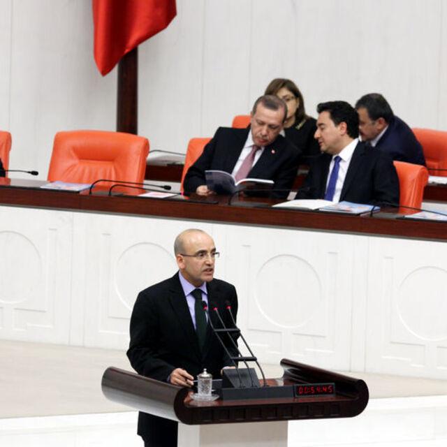 Şimşek: Köprü ve otoyol özelleştirme gelirini havuza alacağız - 13 yıl önce