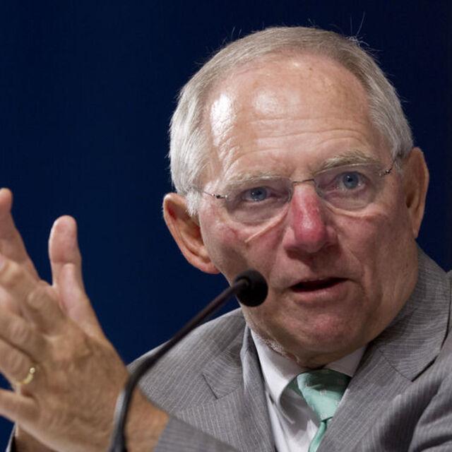 Schaeuble, AMB ve Güney Kıbrıs'ı suçladı - 13 yıl önce