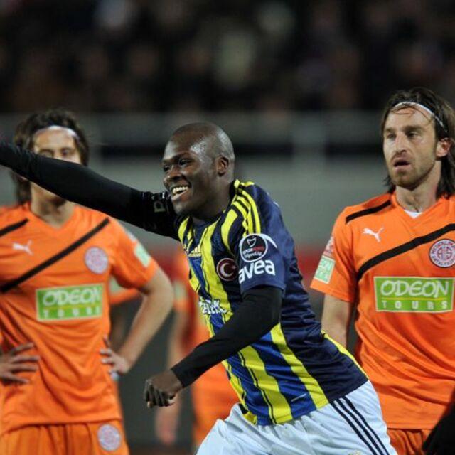 Fenerbahçe Antalyaspor'u mağlup etti - 13 yıl önce