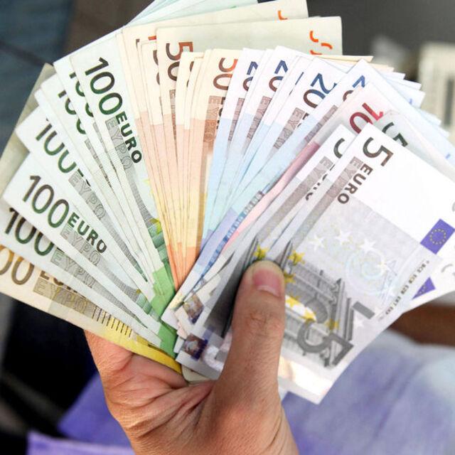Euro 14 ayın en sert düşüşünü geçirdi - 13 yıl önce