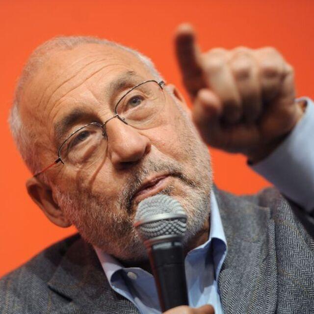 Stiglitz: Japonya'nın parasal genişlemesi ABD'den daha başarılı olabilir - 13 yıl önce