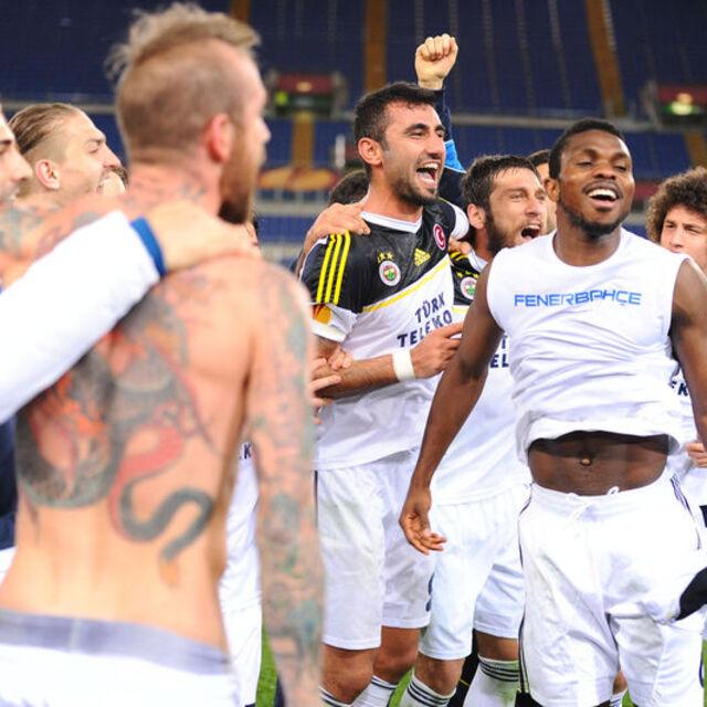 Fenerbahçe yarı finalde - 13 yıl önce