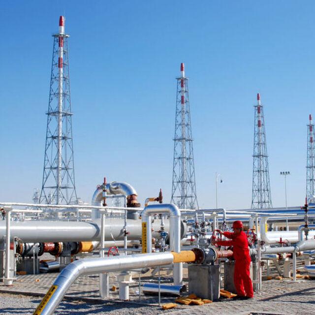 Petrol bir haftanın zirvesine çıktı - 13 yıl önce