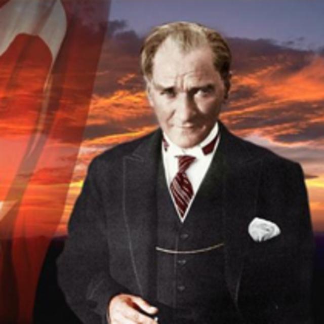 Azerbaycan'da 18 "Atatürk" var - 13 yıl önce