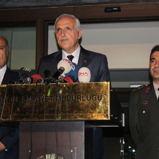 Vali Mutlu: Taksim'de toplanmaya fırsat vermeyeceğiz - 13 yıl önce