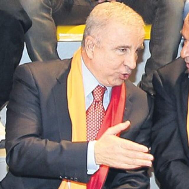 Galatasaray'da Aysal -Terim zirvesi - 13 yıl önce