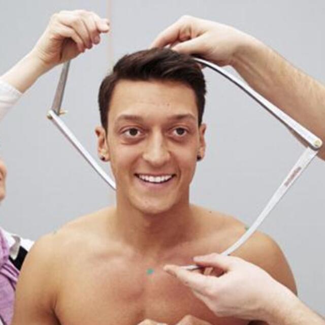 Arsenal, Mesut Özil'i duyurdu - 13 yıl önce