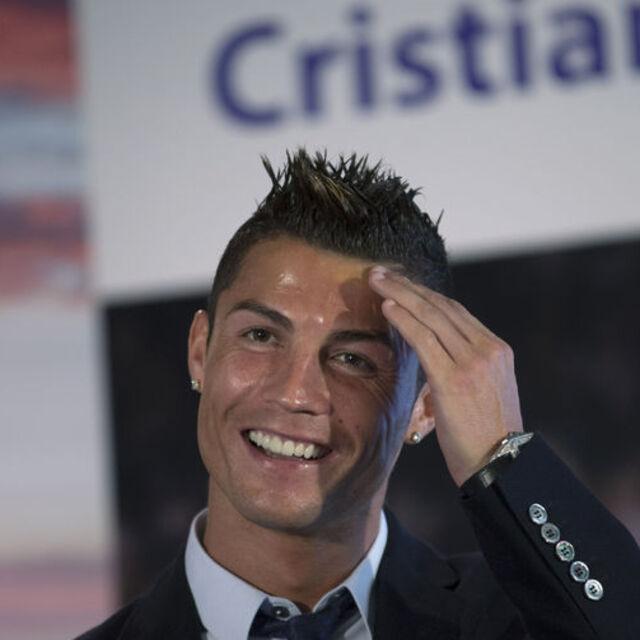 Cristiano Ronaldo, 5 sezon daha Real Madrid'de - 13 yıl önce