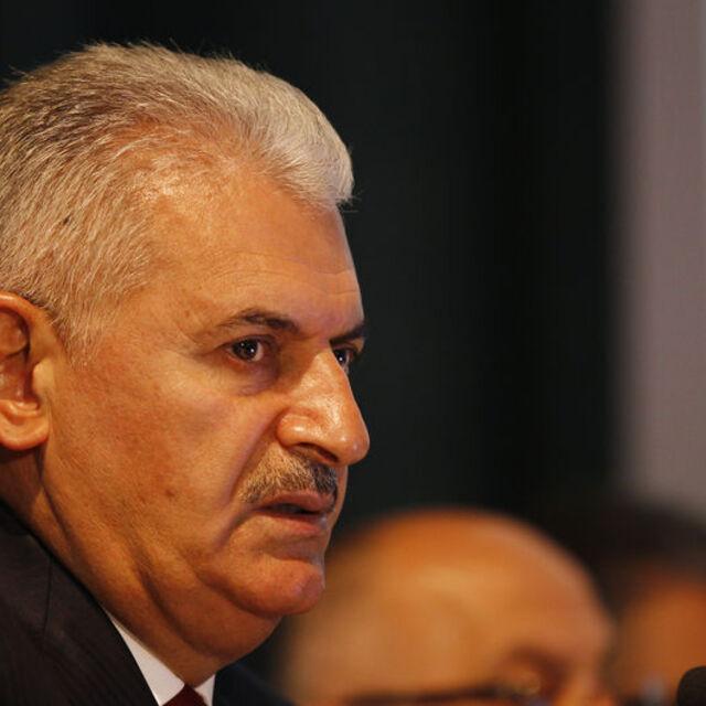 Yıldırım: Uçak biletlerine tavan fiyat çalışması tamamlandı - 12 yıl önce