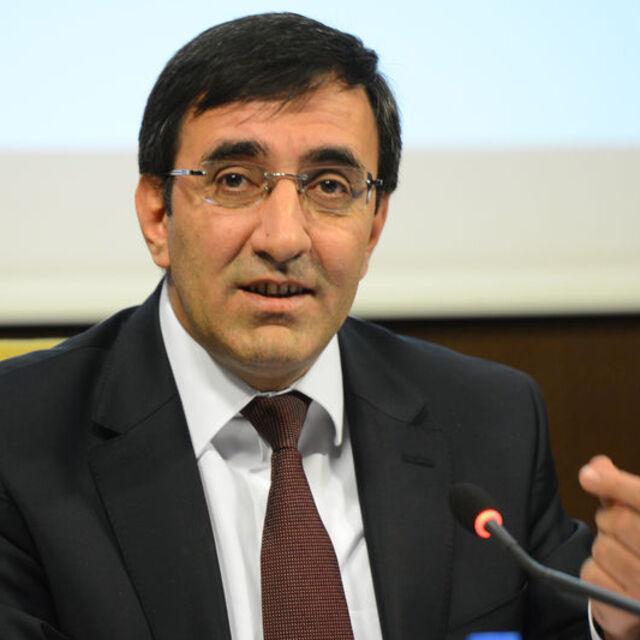 Yılmaz: Gelecek yıl kamu yatırımı 77 milyar lira - 12 yıl önce