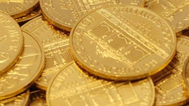 Altın 5 haftanın yükseğinde dalgalanıyor