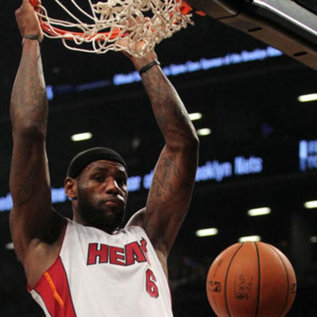 LeBron James yeni bir rekora çok yakın - 12 yıl önce