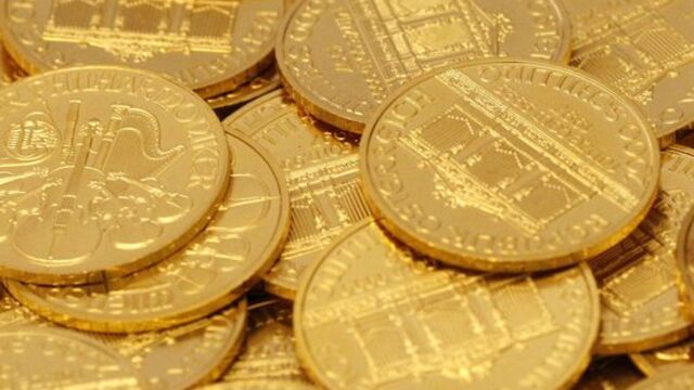 Altın dalgalı seyir izliyor