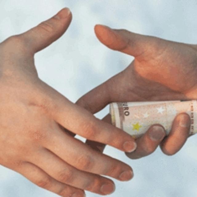 Bosna'da kişi başı rüşvet tarifesi: 112 euro - 12 yıl önce