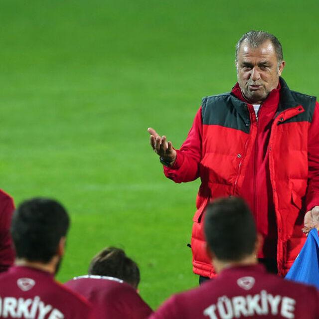 Fatih Terim, Süper Lig'deki teknik adamlarla bir araya geliyor - 12 yıl önce