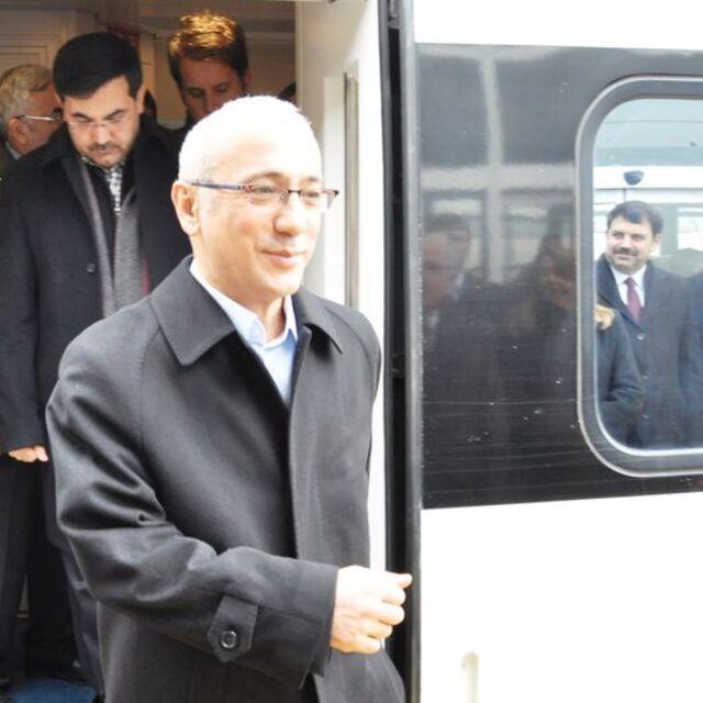 Elvan: 2014 YHT için rekor yılı olacak - 12 yıl önce