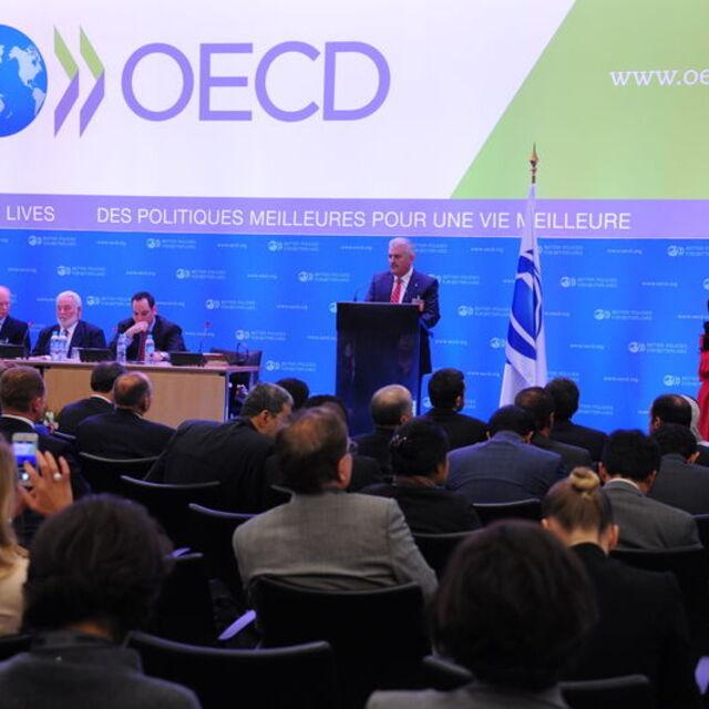 OECD Bölgesi işsizlik oranı 5 ay sonra azaldı - 12 yıl önce