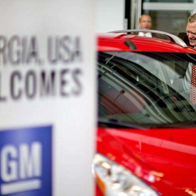 GM satışlarını 2013'te %4 artırdı - 12 yıl önce
