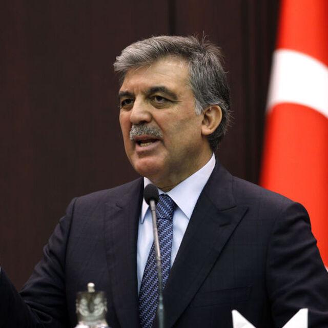 Gül: HSYK önce yasalaşsın sonra ne yapacağımı görürsünüz - 12 yıl önce