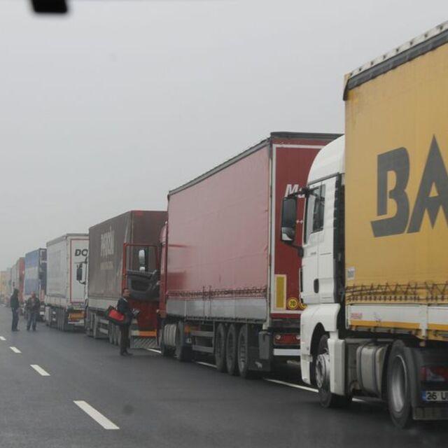 UND: Bulgaristan üzerinden transit geçiş durdu - 12 yıl önce