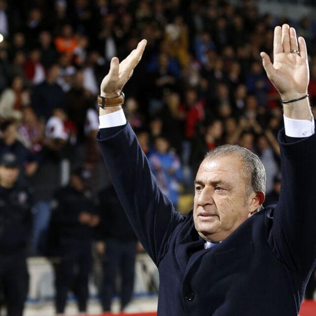 Fatih Terim: Her anlamda, gururla seyredilecek bir milli takım vardı - 12 yıl önce